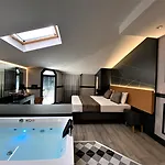 Confores Hotel 3*