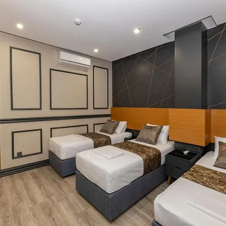 Confores Hotel 3*